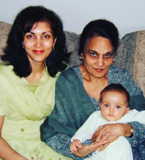 Jyoti Gondek with her mother and daughter