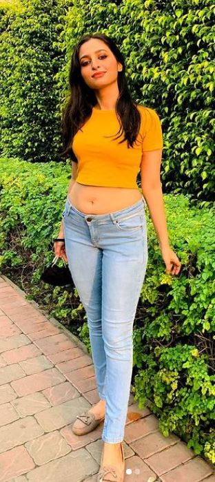 Karishma Sawant height