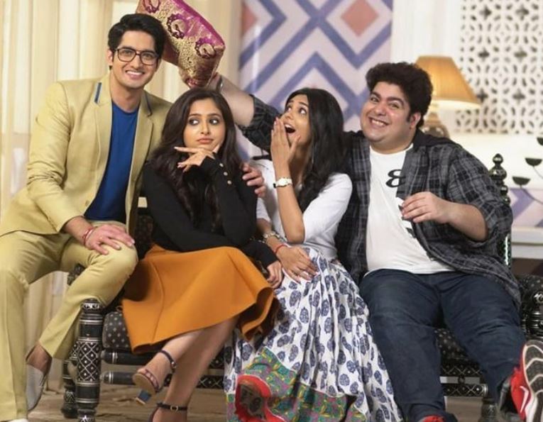 Karishma Sawant with her co-actors