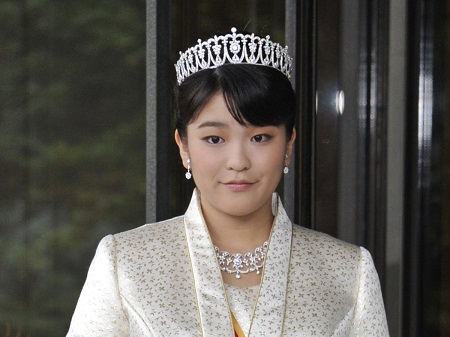 Kei Komuro Wife Mako Komuro.
