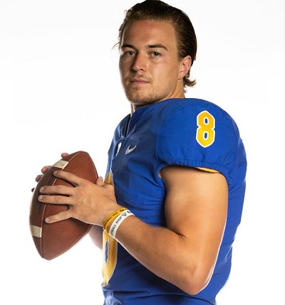 Kenny Pickett is the player of Pittsburgh Panthers