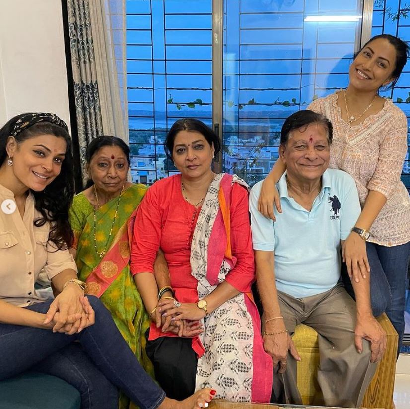 Kranti Redkar family members