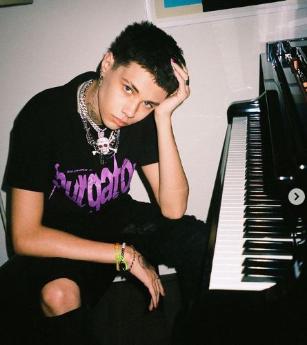 Landon Asher Barker learned to play Piano