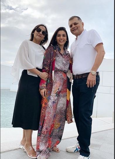 Masoom Minawala father and mother