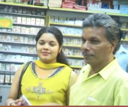 Metti Oli Uma with her father