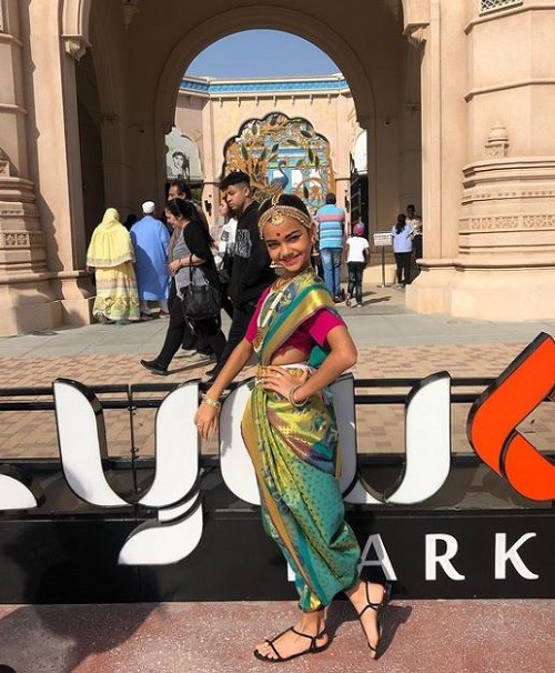 Mira Singh holds Indo-Belarusian ethnicity