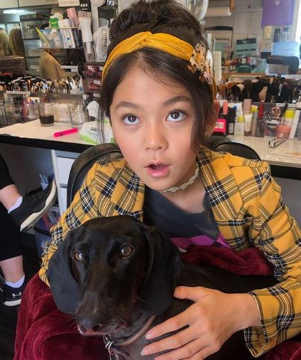 Momona Tamada is an animal lover