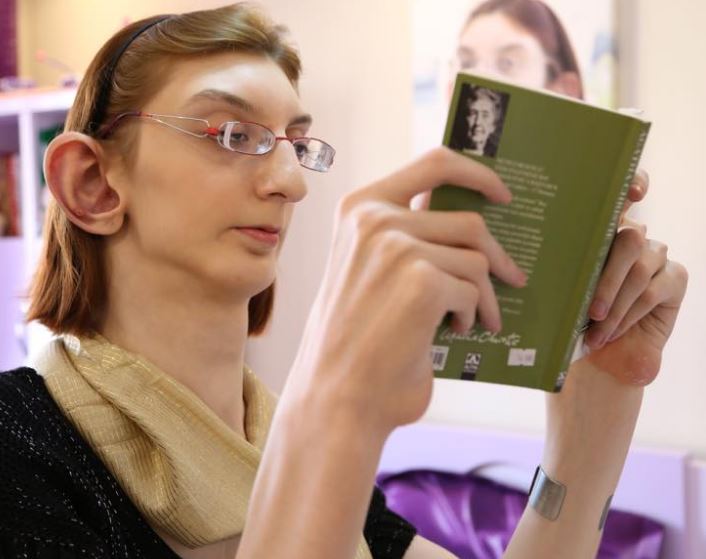 Rumeysa loves reading