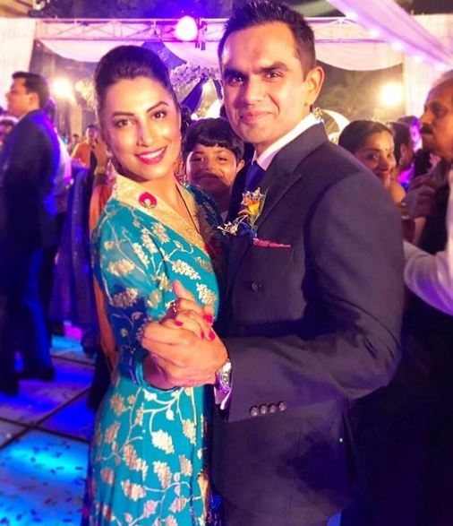Sameer Wankhede with his second wife Kranti Redkar