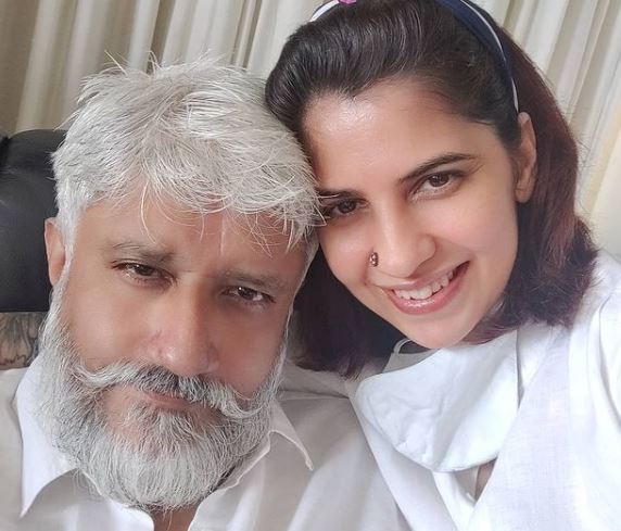 Shwetambari Soni with her husband
