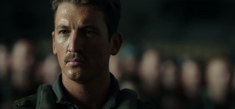 The role of Lt Bradley Bradshaw is acted by Miles Teller