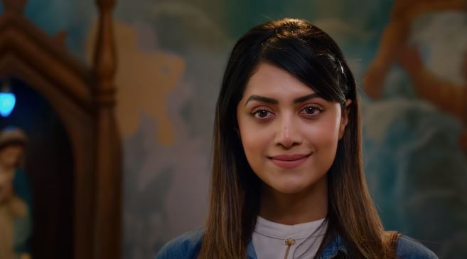 The role of Simi is played by Mamta Mohandas