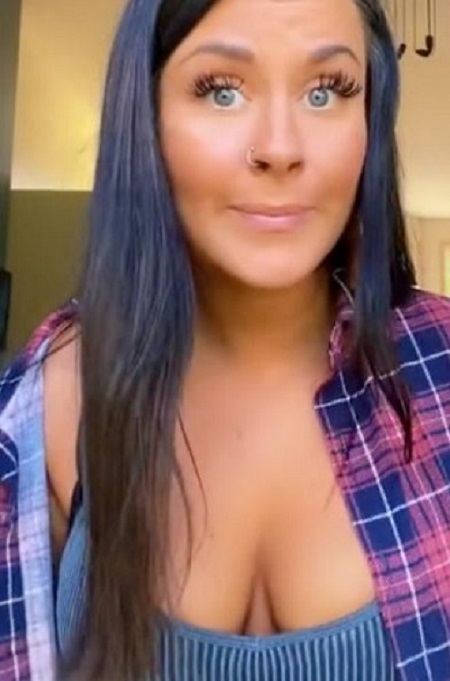 Tori Lynn biography