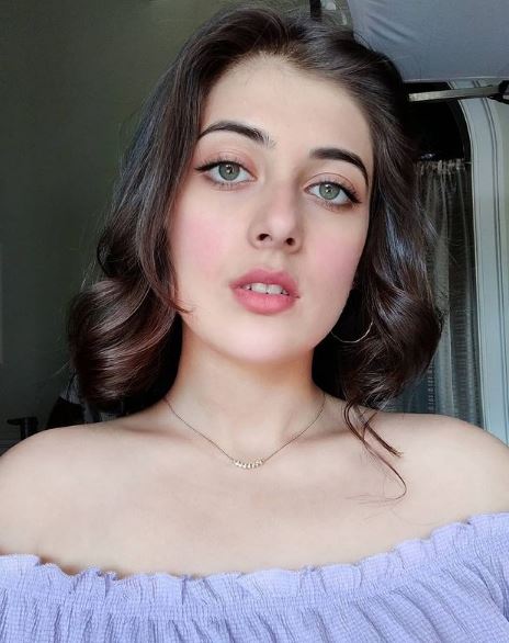 Urvi Singh wiki