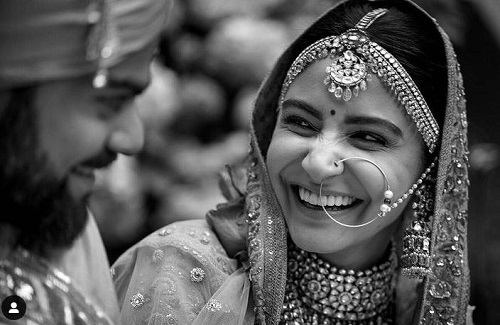 Vamika Kohli's parents Virat Kohli and Anushka Sharma married each other on 11 December 2017