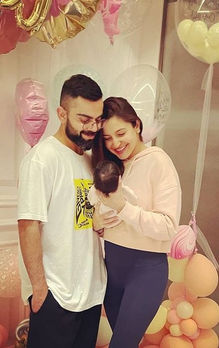 Virat Kohli and Anushka Sharma was photographed with their daughter Vamika Kohli