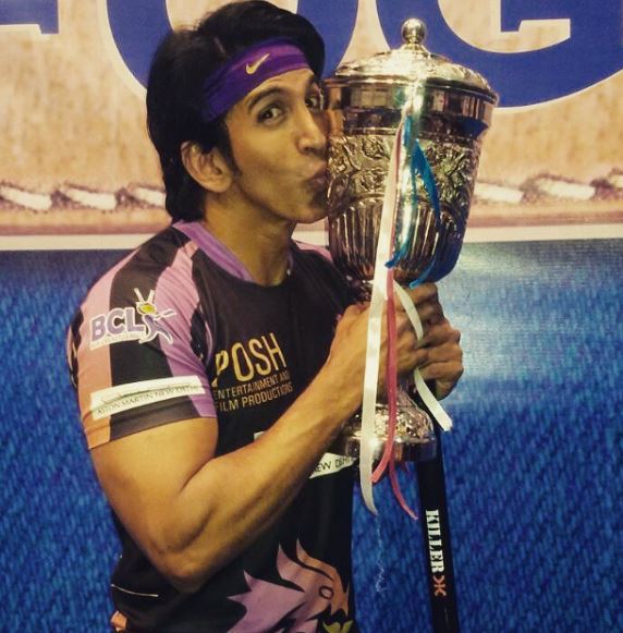 Vishal Kotian won Box Criclet league