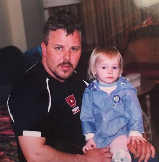 Zoe Laverne's old photo with her dad Douglas Wright