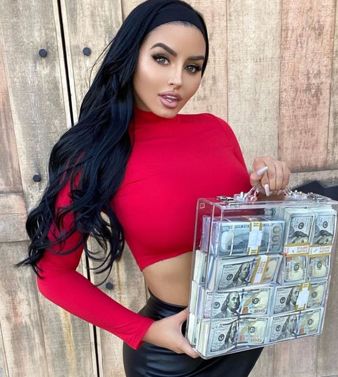 Abigail Ratchford has a Net worth between $5 million and $10 million USD
