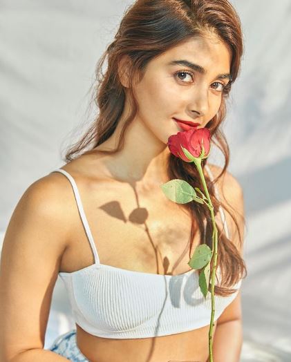 Actress Pooja Hegde will see as Prerana Radhe Shyam (2022)