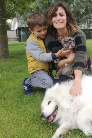Alessandra Gucci with her pet dog