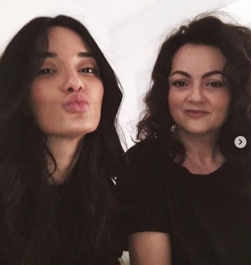 Amina with her mother Felicia Cara Burcea