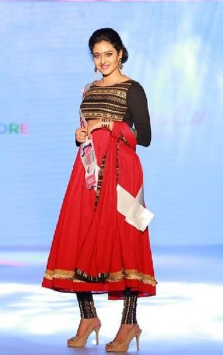 Ansi Kabeer Height, Weight & Physical Appearance