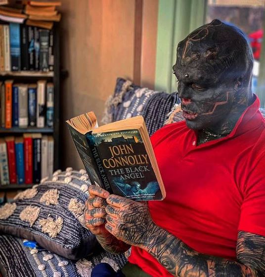 Anthony Loffredo likes to read books
