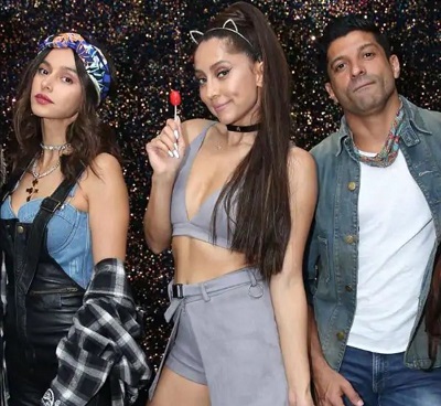 Anusha Dandekar with her sister Shibani Dandekar and brother-in-law Farhan Akhtar