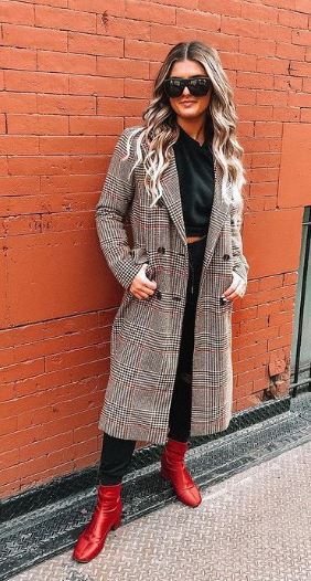 Bella Denapoli height