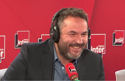 Bruce Toussaint took over from the journalist Fabienne Sintes at the head of the morning of France Info