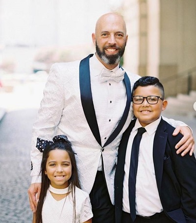 Candiace Dillard's husband Chris Bassett with kids