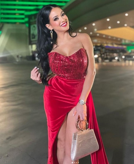 Carla Medrano Net Worth % Income Source