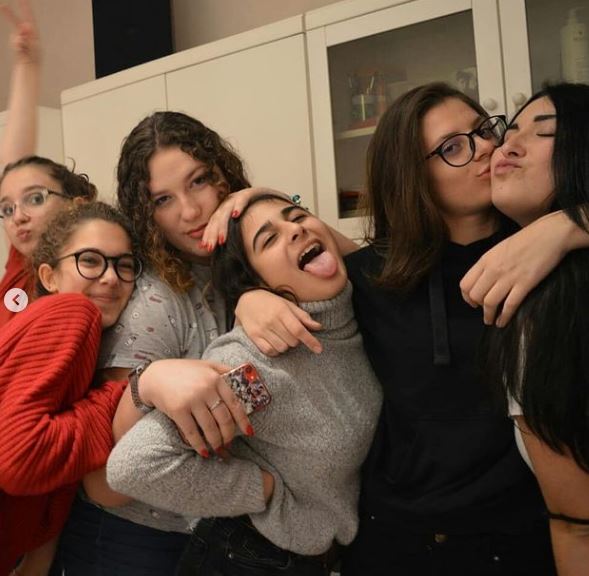 Chiara Bono with her friends