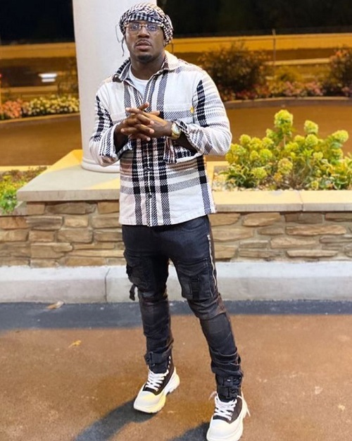 Derrick Gore Height & Weight