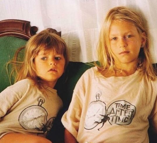 Dylan's childhood photo with her sister Madeline Meyer