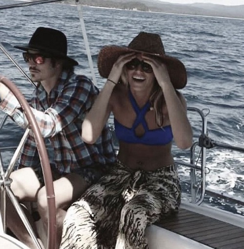 Ellidy Pullin was photographed with her late husband Alex Pullin aka Chumpy (famous Australian snowboarder)