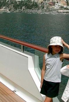 Eve Jobs childhood image