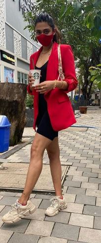 Gayatri Bhardwaj height