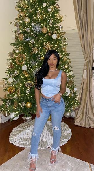 Hennessy Carolina celebrates Christmas