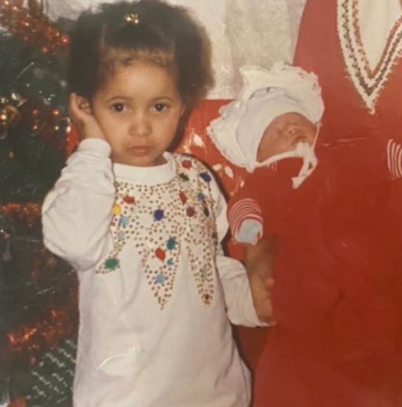 Hennessy Carolina with her elder sister Cardi B