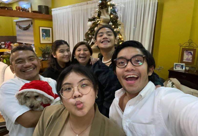 Jed with his family