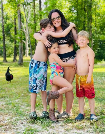 Jenelle with her kids Jace Vahn Evans, Kaiser Orion Griffith, and Ensley Jolie Eason