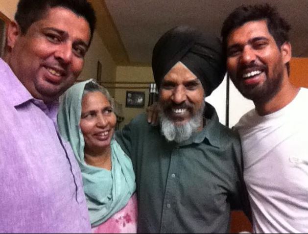 Kaka Kautki with his parents and brother