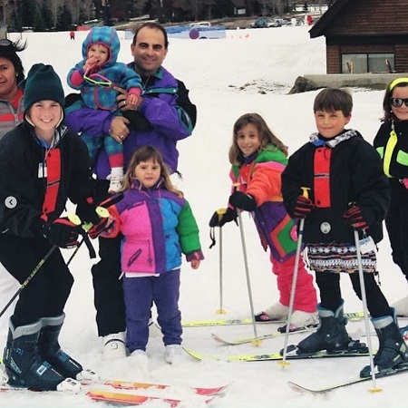 Keleigh Sperry childhood picture with her family
