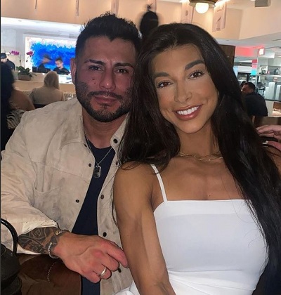 Lauralie Chapados with her boyfriend