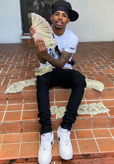 Mikula net worth