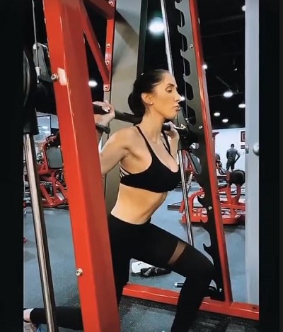 Naomi Ross while working out