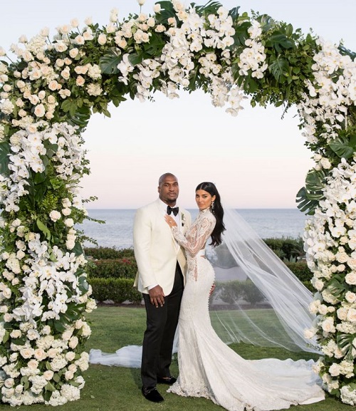 Nicole Williams married her husband Larry English on May 19, 2021