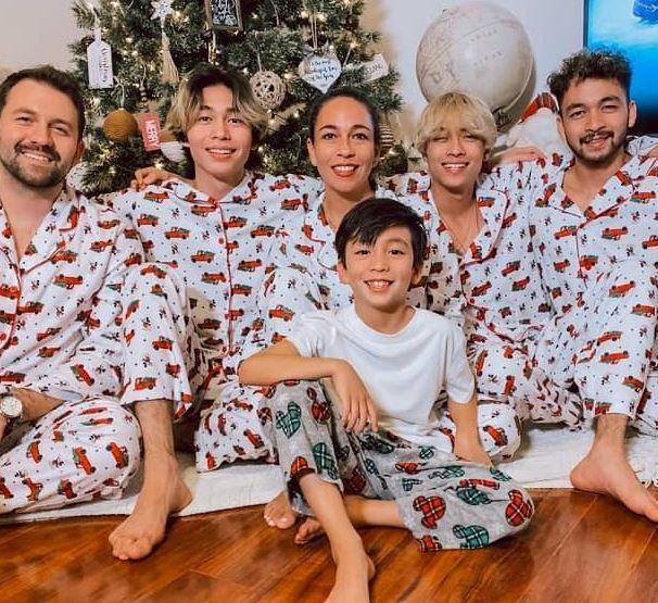 Oliver Moy family members